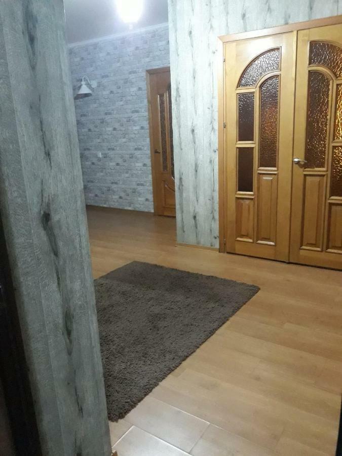 Large 2-Bedroom Apartament In The Center Chisinau Exterior photo